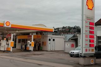 Plná nádrž dieselu v Německu: Rozdíl 13 eur závisí na tom, jestli tankujete ráno, nebo odpoledne. Nové pravidlo vše změnilo