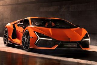 Pětiletý chlapec překonal 300 km/h. Řídil skutečné lamborghini - Novinky