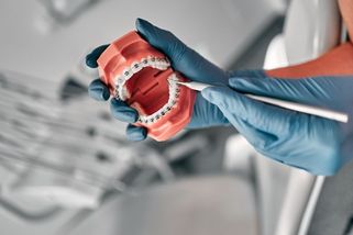Senát posvětil snazší uplatnění pro zubaře z mimounijních zemí - Novinky