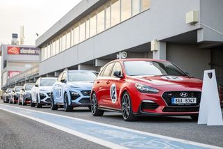 Hyundai N na Slovakiaringu – Jak jezdí všechna „eNka“? - Garáž.cz