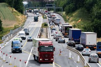 Změny v dálničních známkách. Některé zdraží, jiné naopak zlevní - Seznam Zprávy
