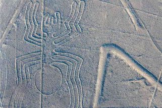 Konec záhady v Nazca? Nové obrazce v Peru ukazují krvavé rituály dávné civilizace