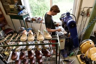 Obuvnická firma Vasky chce z výtěžku prodeje 8000 párů bot koupit značku Botas
