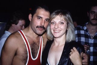 Cítila jsem se jako pes, říká Mary Austinová o posledních slovech, která jí řekl Freddie Mercury - Novinky