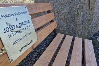 Pomník romského koncentračního tábora v Liberci se opět stal terčem vandalů - Novinky