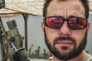 Přežil pět let bojů proti Islámskému státu, zabil ho ruský dron - Seznam Zprávy