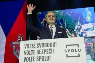 „Teď jde o Česko“: Spolu slibuje v programu bezpečnost, jádro a moderní stát