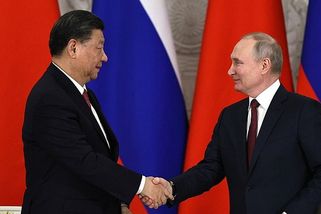 Putin podepsal Číně finální prodej Ruska - Médium.cz