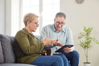 Lidé čekají dva plné důchody, ale ČSSZ je rychle vyvede z omylu. Platí tvrdé pravidlo krácení