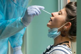 Covid se znovu šíří částí Evropy. Situace v Česku je nejasná, chybí peníze - Seznam Zprávy