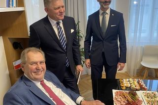 „Roberte, kamaráde, moc rád tě vidím!“ Fico si padl se Zemanem do náruče - Seznam Zprávy