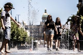 Vedra v červnu ustoupí, naznačuje měsíční výhled. Co čekat další měsíc za počasí?