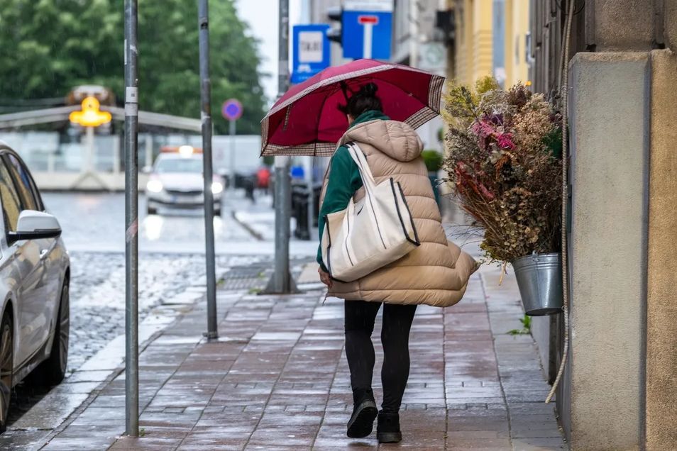 Léto v Česku tímto týdnem definitivně skončí. Teploty se propadnou o 15 stupňů a přijde série deštivých dnů
