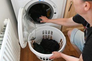 Nenechávejte dvířka pračky otevřená. Tento zlozvyk vás bude stát zdraví i peníze - EnergoZrouti.cz