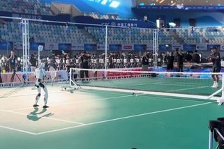 Humanoid versus člověk. Tenisové klání ukázalo, komu to jde lépe - Novinky