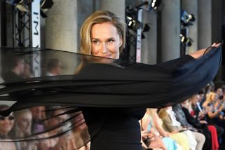 Lucie Výborná byla v 57 letech poprvé hvězdou módního mola