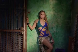 Shakira zpívá píseň pro fotbalový šampionát potřetí. Spoluautorem je i Ed Sheeran - Novinky