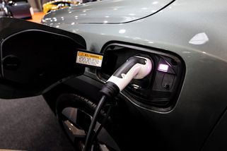 BMI: Prodej elektromobilů v červenci vzrostl o devět procent, hlavně díky Evropě - Seznam Zprávy