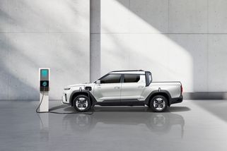 Elektrický pick up za méně než 900 tisíc. KGM MUSSO EV ujede až 420 km a utáhne 2,3 tuny