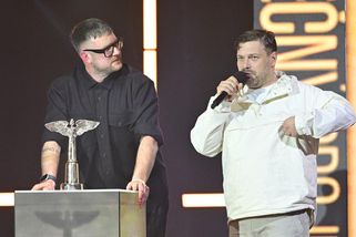 „Náš kámoš Oto je v kanceláři víc, než by měl.“ Ceny Anděl ovládly politické apely