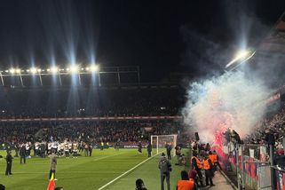 Ženská kecá do fotbalu: Výkonu Čechů se vysmál i trenér JAR. Koubek by měl sundat růžové brýle - Médium.cz