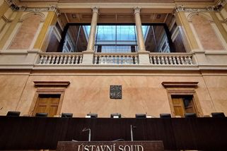 Co bude dál s kompetenční žalobou: Právníci se přou, zda ÚS stihne rozhodnout před summitem - Echo24.cz
