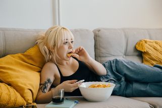 Nikdy nepracovali a měsíčně berou skoro 40 000 Kč. Jak je to možné?