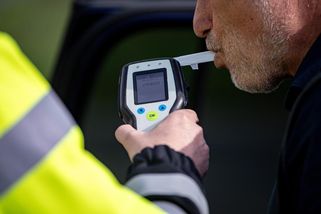 Řidič v Třebíči nadýchal 2,12 promile. Tvrdil, že vypil tři piva