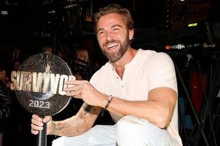 První rozhovor s vítězem Survivoru: Tomáš Weimann o pocitech z trofeje, Johance i přejídání po návratu z ostrova - Super.cz
