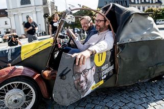 Farský kvůli stáži složí mandát. „Nejtěžší jednání v životě,“ napsal Rakušan - Seznam Zprávy
