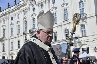 Kardinál Duka zaštítil podivnou akci. Je to smutná...