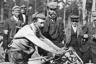 Václav Vondřich: neprávem zapomenutá legenda motocyklových závodů a první český mistr světa - Médium.cz