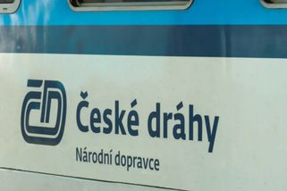 Na Moravě stojí vlaky, zpoždění i 90 minut. Kvůli krádeži kabelů. Tři lidé byli zadrženi - Echo24.cz
