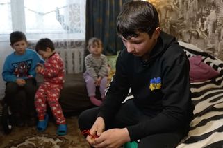 „Už se ničeho nebojím.“ Dvanáctiletý Ukrajinec vlastnoručně zneškodnil ruský dron - Novinky