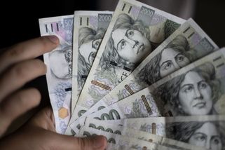 Jedenáct dětí, malý byt a 28 exekucí. Matka popisuje, jak se žije s dluhy - Seznam Zprávy