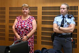 Soud osvobodil učitelku obžalovanou z popírání genocidia na Ukrajině