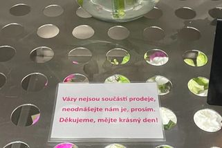 Zaplatí kytici, odnesou i vázu. Květinomaty řeší nečekaný problém