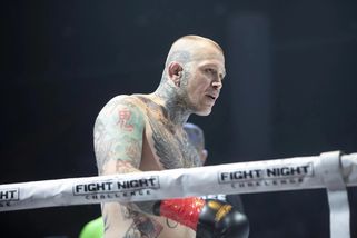 Babu Jagu pobouřilo video, kde muži týrají srnu. Zápasník MMA má jejich adresy