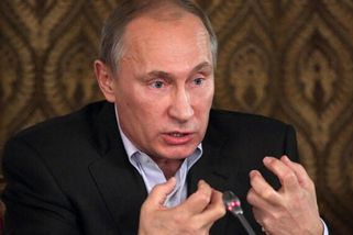 Válka může klidně skončit zítra, říká bývalý velvyslanec v Rusku Petr Kolář. Podle něj musí Vladimira Putina přesvědčit nevýhodné úskalí konfliktu