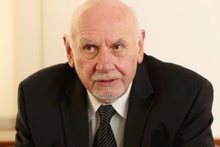 Boj vlády s covidem: Výsledek je velmi tristní, míní Rychetský - Seznam Zprávy