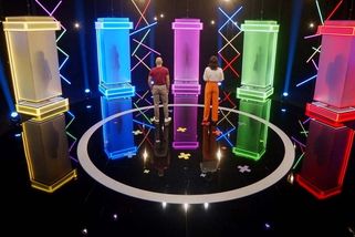 Naked Attraction: Druhý díl dopadl ještě hůř. Soutěž zaplavily pornoherečky - Médium.cz