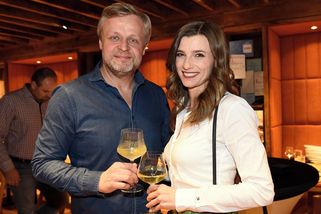 Hvězda Devadesátek a Ulice Vasil Fridrich se oženil s o 13 let mladší krásnou kolegyní