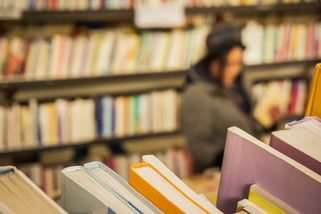 Tálibán zakázal na univerzitách knihy napsané ženami - Seznam Zprávy