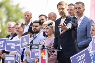 Rakušan chtěl velkou předvolební demonstraci. Z plánu ale potichu vycouval