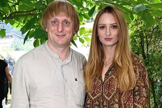 Komik Pavlásek vyrazil do New Yorku se svou krásnou ženou: Denisa ukázala sexy nohy a zadeček - Super.cz