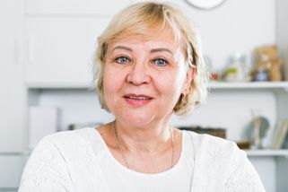 Vizážistky zírají na fintu českých babiček. 60 sekund a obličej vypadá o 5 let mladší bez botoxu