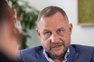 Prsteny jsem nelíbal, hájí se před klíčovým hlasováním ředitel ČT - Seznam Zprávy