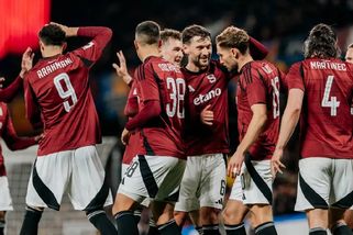 Vystřízlivění na Letné: Fanoušci Sparty vzdávají Ligu mistrů. Tohle Rosického probudí, zní sítěmi