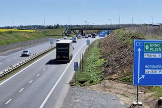 Začíná přestavba přetížené křižovatky u pražského letiště. Omezena bude doprava na výpadovce na Slaný - Novinky