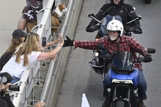 Prahou projela kolona 800 motorkářů v čele s prezidentem Pavlem | ČeskéNoviny.cz
